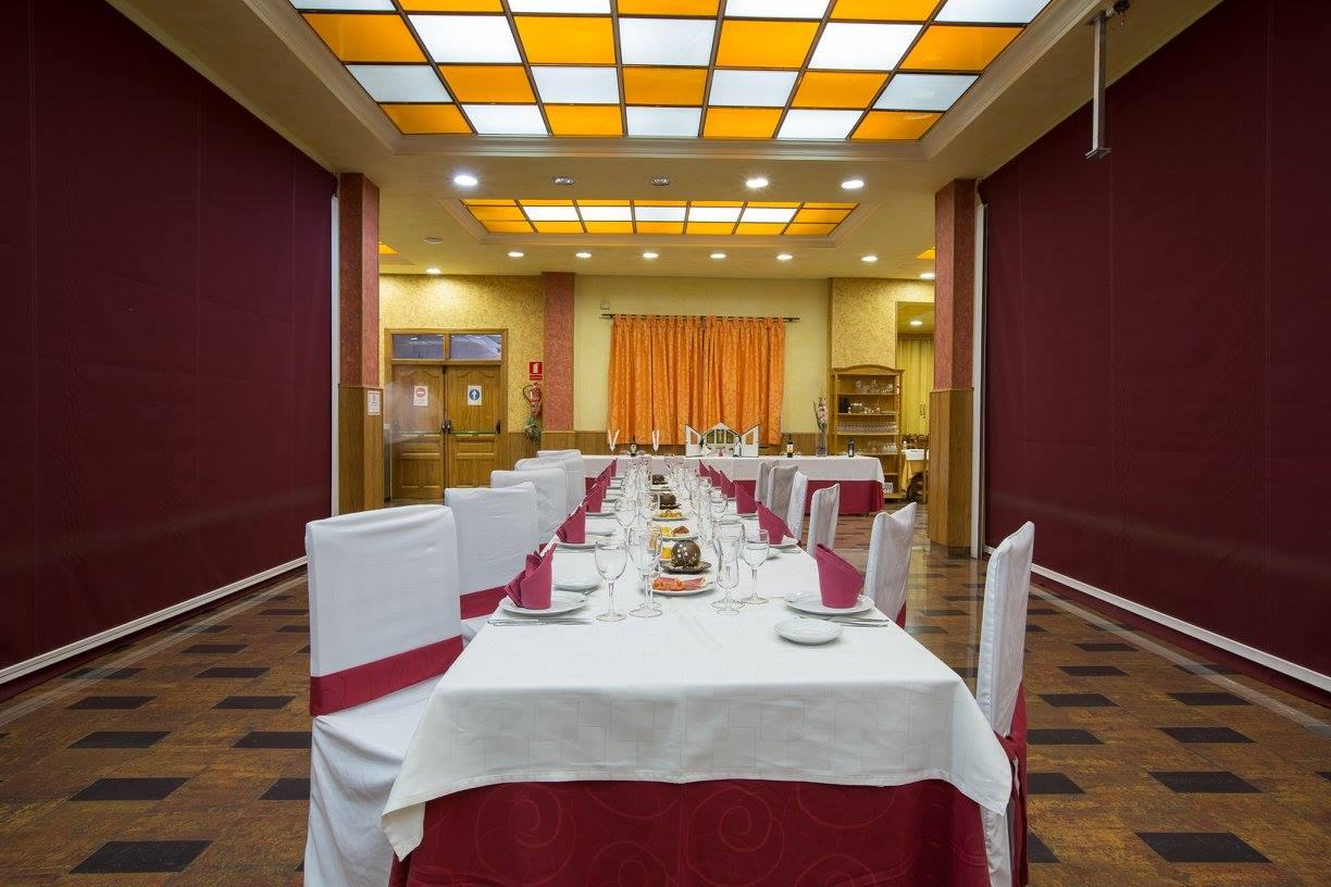 Hotel Los Chiles ビジャヌエバ・デル・アルソビスポ エクステリア 写真
